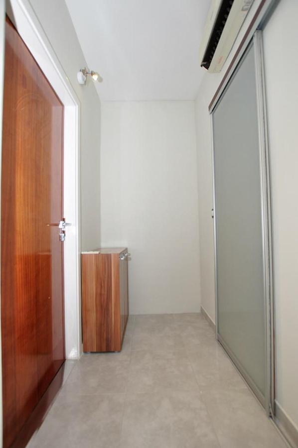 Apartments Gabi Omis Ngoại thất bức ảnh