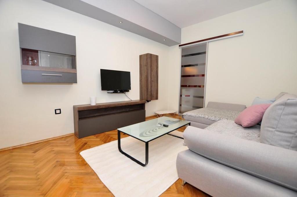 Apartments Gabi Omis Ngoại thất bức ảnh
