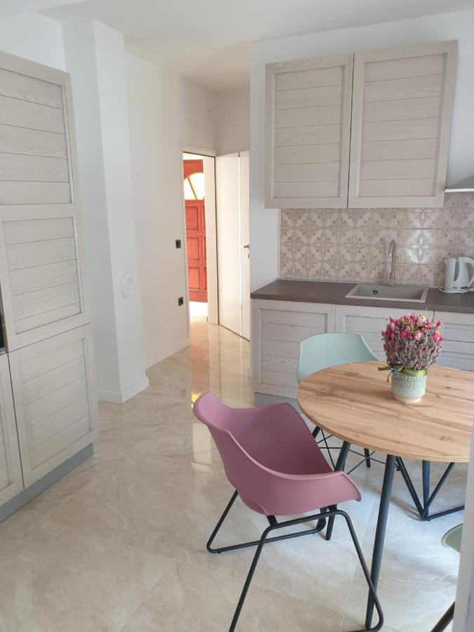 Apartments Gabi Omis Ngoại thất bức ảnh
