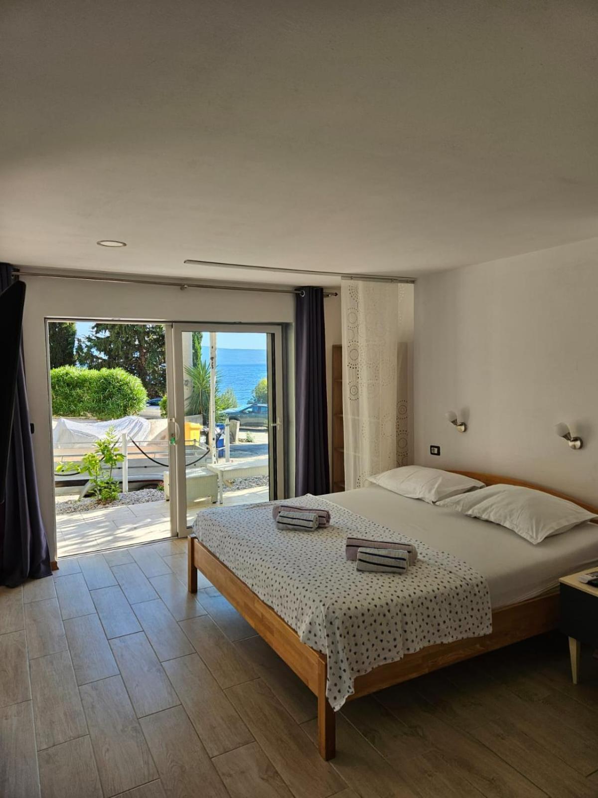 Apartments Gabi Omis Phòng bức ảnh